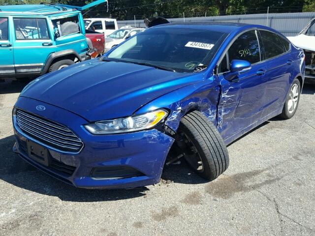 1FA6P0H75F5116996 - 2015 FORD FUSION SE BLUE photo 2