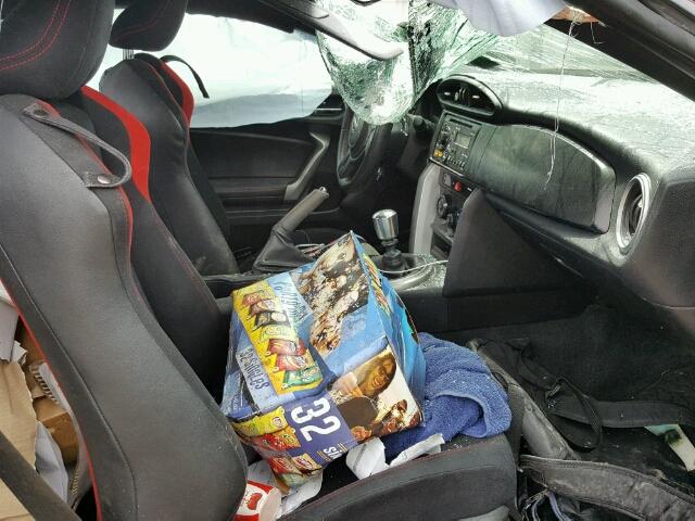 JF1ZNAA15D1721507 - 2013 TOYOTA SCION FR-S RED photo 5