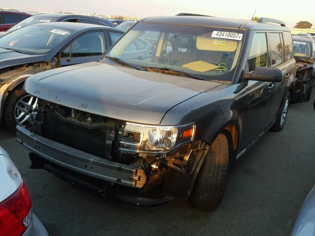 2FMGK5B80FBA19109 - 2015 FORD FLEX SE GRAY photo 2