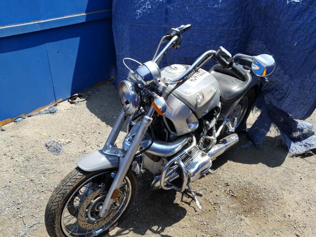 WB10434A22ZA67724 - 2002 BMW R1200 C GRAY photo 2