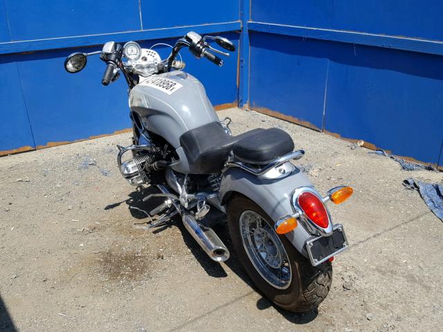 WB10434A22ZA67724 - 2002 BMW R1200 C GRAY photo 3