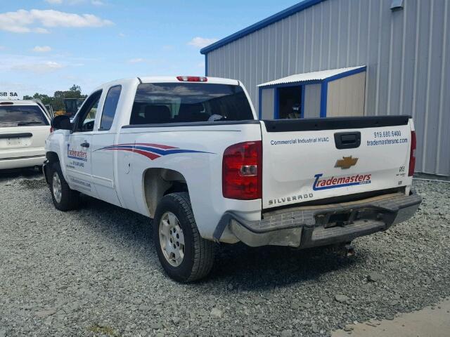 1GCRCSE0XDZ225451 - 2013 CHEVROLET SILVERADO WHITE photo 3