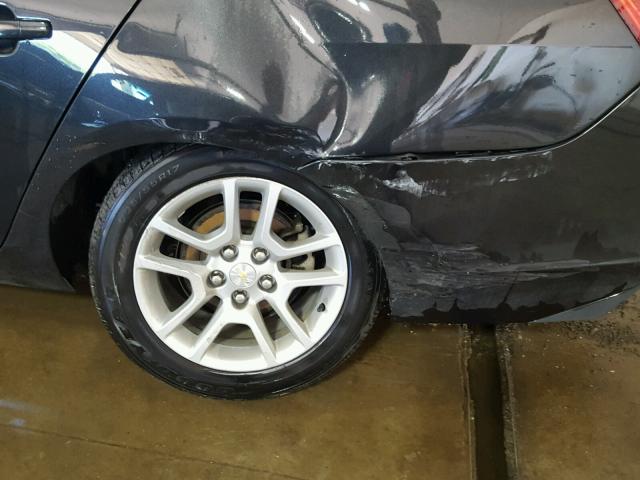 1G11C5SL4FF334417 - 2015 CHEVROLET MALIBU 1LT შავი ფოტო 9