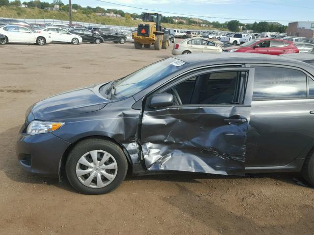 1NXBU4EE7AZ293457 - 2010 TOYOTA COROLLA BA GRAY photo 9