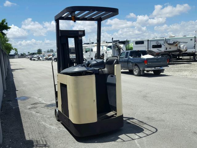 1A255463 - 2002 CROW FORKLIFT WHITE photo 3