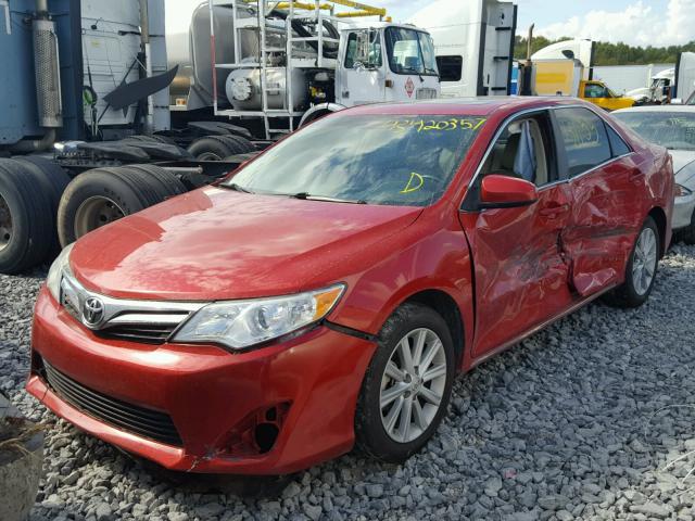 4T4BF1FK2CR211902 - 2012 TOYOTA CAMRY BASE RED photo 2