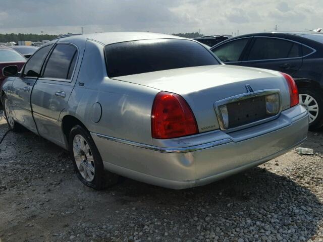 1LNHM82V57Y617965 - 2007 LINCOLN TOWN CAR S TEAL photo 3