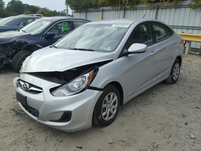 KMHCT4AE8CU189298 - 2012 HYUNDAI ACCENT GLS SILVER photo 2