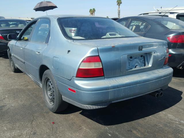 1HGCE6646SA012227 - 1995 HONDA ACCORD BLUE photo 3