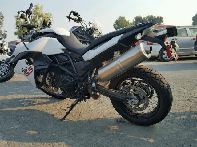 WB10B1203FZL07080 - 2015 BMW F800 GS WHITE photo 3