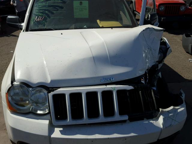 1J8GS48KX8C121708 - 2008 JEEP GRAND CHER WHITE photo 7