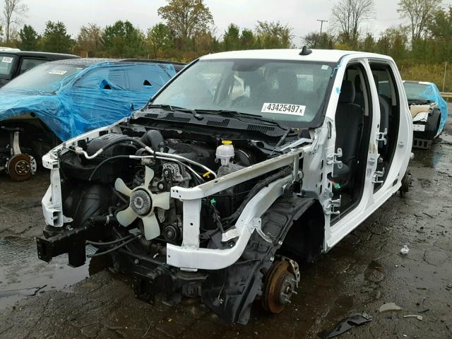 3C6RR7LT9HG575191 - 2017 RAM 1500 SLT WHITE photo 2