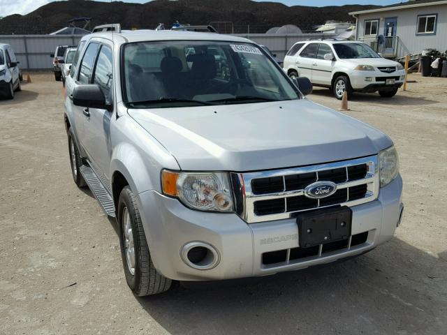 1FMCU02Z18KA56148 - 2008 FORD ESCAPE XLS SILVER photo 1