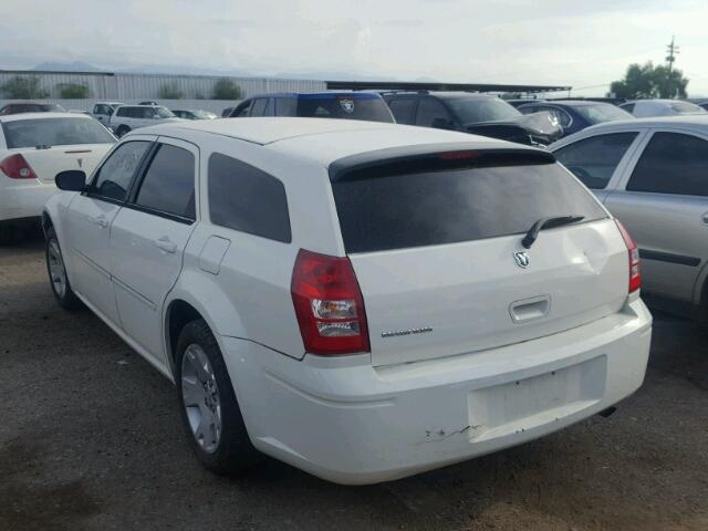 2D4FV47T67H695287 - 2007 DODGE MAGNUM SE WHITE photo 3