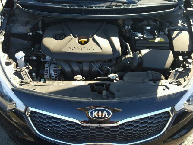 KNAFK4A67F5287361 - 2015 KIA FORTE LX BLACK photo 7