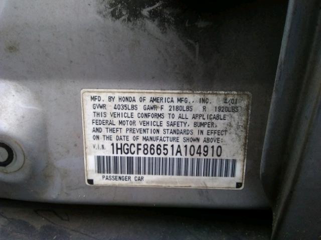 1HGCF86651A104910 - 2001 HONDA ACCORD VAL SILVER photo 10