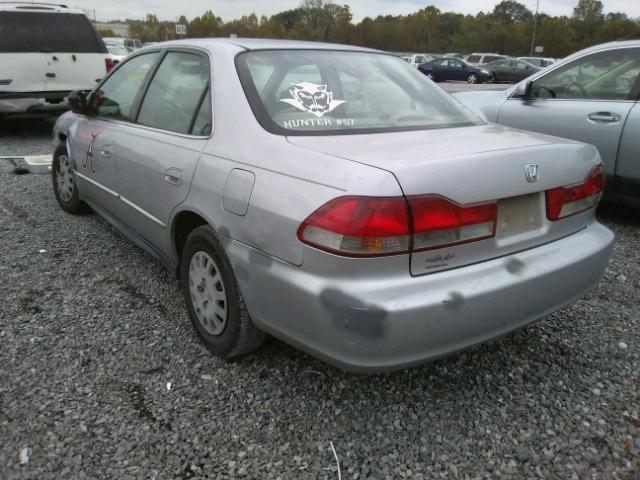 1HGCF86651A104910 - 2001 HONDA ACCORD VAL SILVER photo 3