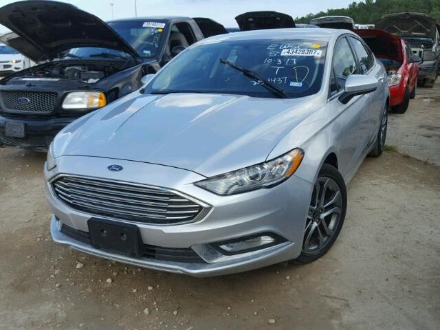 3FA6P0H71HR254437 - 2017 FORD FUSION SILVER photo 2