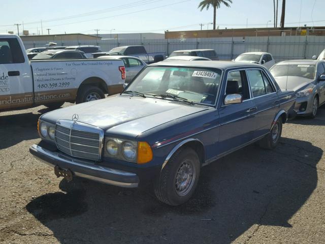 WDBAB23A2CB340529 - 1982 MERCEDES-BENZ 240 D BLUE photo 2