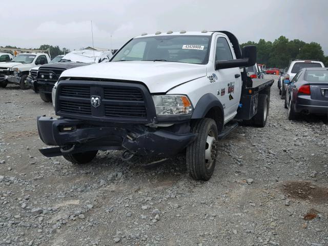 3C7WDMBLXCG345925 - 2012 DODGE RAM 5500 S WHITE photo 2