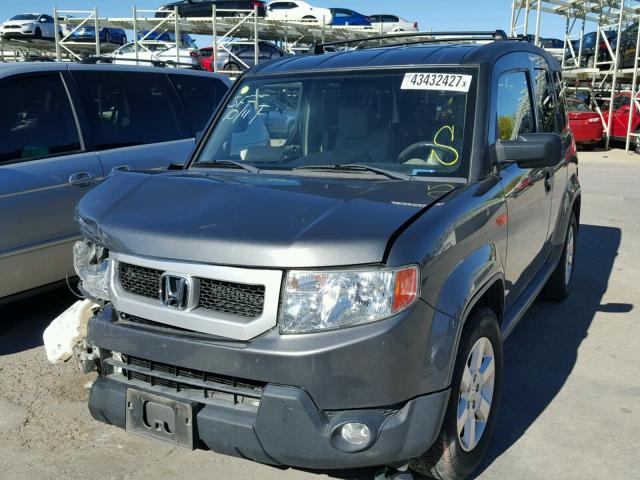 5J6YH2H7XBL005985 - 2011 HONDA ELEMENT EX GRAY photo 2