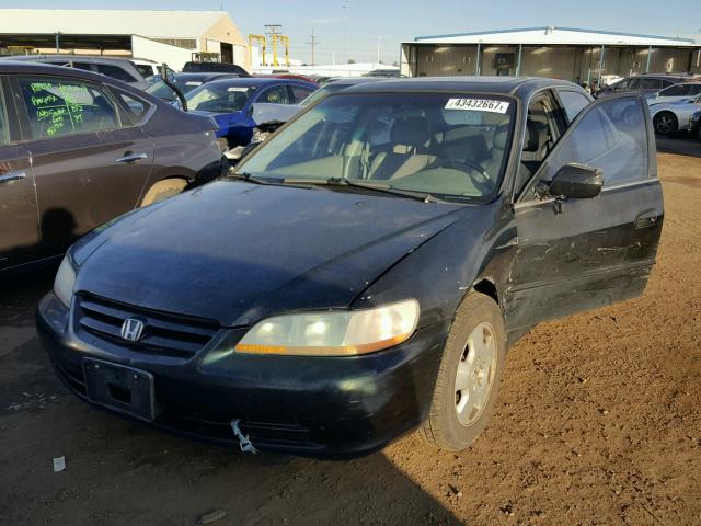 1HGCG16541A022050 - 2001 HONDA ACCORD EX BLACK photo 2