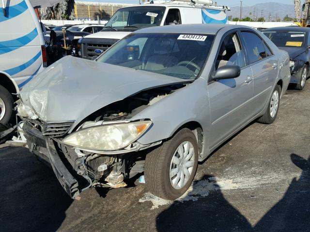4T1BE32K36U126702 - 2006 TOYOTA CAMRY LE ვერცხლისფერი ფოტო 2