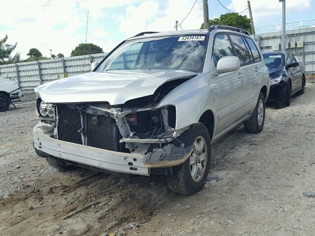 JTEGD21AX30051740 - 2003 TOYOTA HIGHLANDER BEIGE photo 2