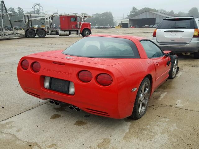 1G1YY22G735129029 - 2003 CHEVROLET CORVETTE RED photo 4