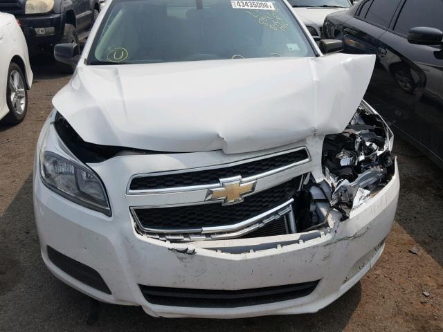 1G11B5SA2DF132416 - 2013 CHEVROLET MALIBU LS 白色 照片 9