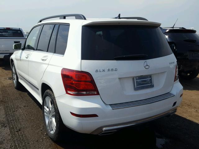 WDCGG0EB1EG239019 - 2014 MERCEDES-BENZ GLK 250 BL WHITE photo 3