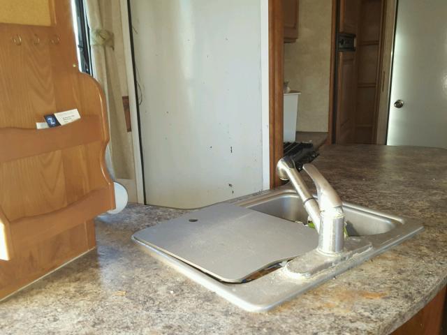 4YDF371279R800293 - 2009 RAPT 5TH WHEEL WHITE photo 7