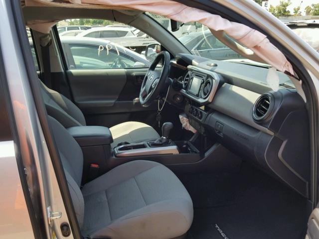 5TFAZ5CN3HX032314 - 2017 TOYOTA TACOMA DOU SILVER photo 5