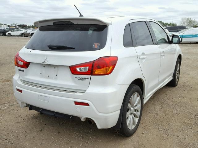 JA4AP4AU3BZ002889 - 2011 MITSUBISHI OUTLANDER WHITE photo 4