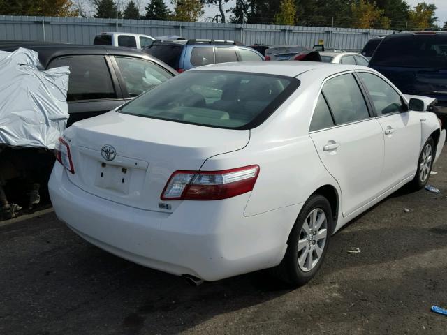 JTNBB46K493053066 - 2009 TOYOTA CAMRY WHITE photo 4