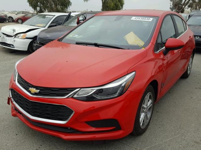 3G1BE6SM4HS511530 - 2017 CHEVROLET CRUZE LT RED photo 2