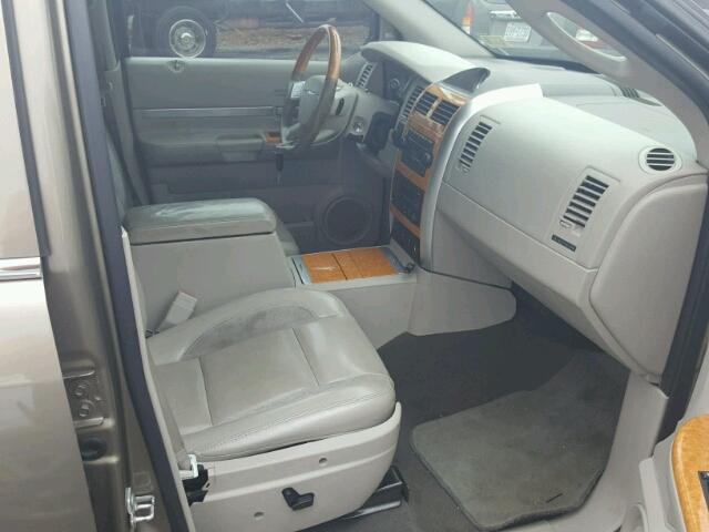 1A8HW58247F515703 - 2007 CHRYSLER ASPEN LIMI GOLD photo 5