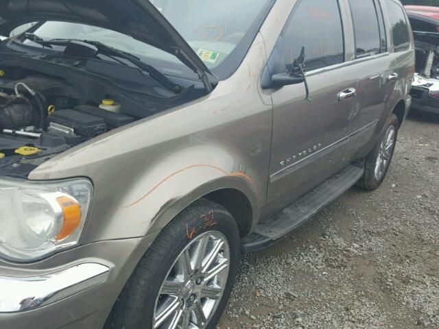 1A8HW58247F515703 - 2007 CHRYSLER ASPEN LIMI GOLD photo 9
