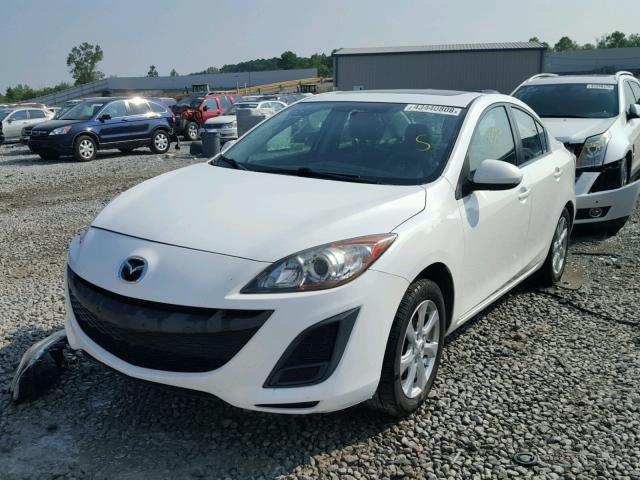 JM1BL1VGXB1362698 - 2011 MAZDA 3 I WHITE photo 2