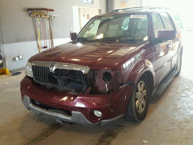 5LMFU28R24LJ08694 - 2004 LINCOLN NAVIGATOR Czerwony zdjęcie 2