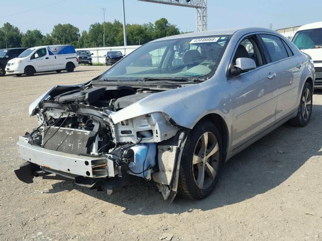1G1ZC5EU5CF242929 - 2012 CHEVROLET MALIBU 1LT ვერცხლისფერი ფოტო 2