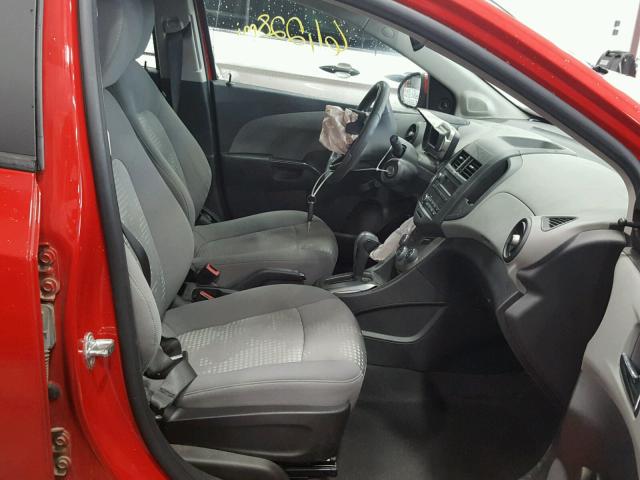 1G1JA6SH1C4140507 - 2012 CHEVROLET SONIC LS RED photo 5