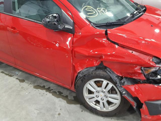 1G1JA6SH1C4140507 - 2012 CHEVROLET SONIC LS RED photo 9