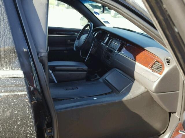 1L1FM88W27Y607113 - 2007 LINCOLN TOWN CAR E BLACK photo 5