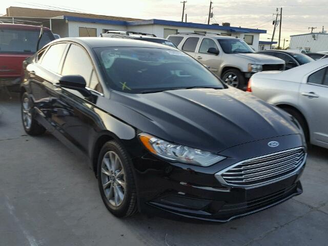 3FA6P0H70HR412976 - 2017 FORD FUSION SE BLACK photo 1