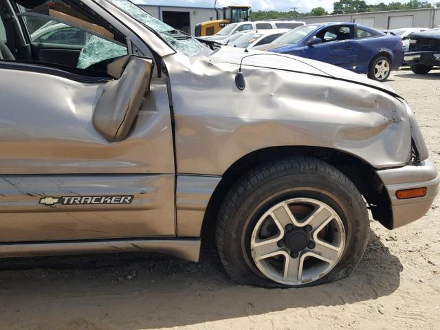 2CNBJ634636919452 - 2003 CHEVROLET TRACKER LT BROWN photo 9