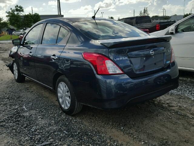 3N1CN7AP9GL884670 - 2016 NISSAN VERSA GRAY photo 3