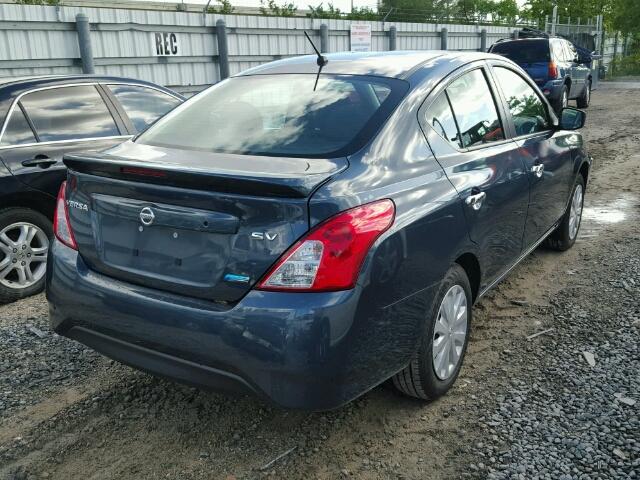 3N1CN7AP9GL884670 - 2016 NISSAN VERSA GRAY photo 4