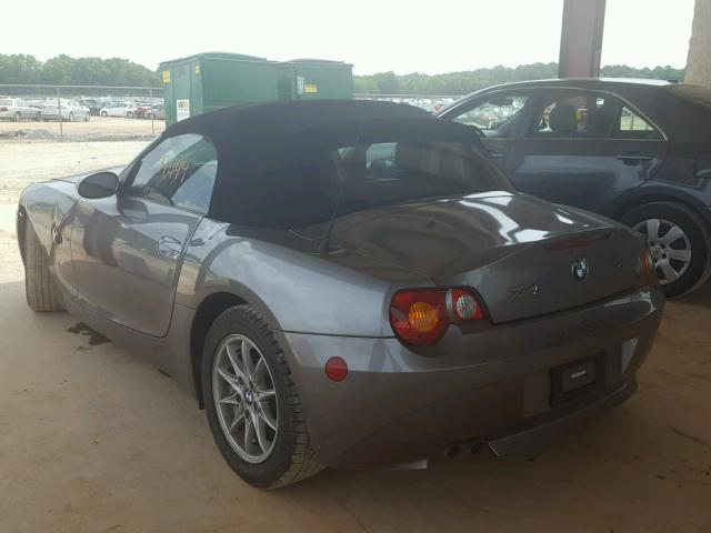 4USBT33493LS43237 - 2003 BMW Z4 2.5 GRAY photo 3