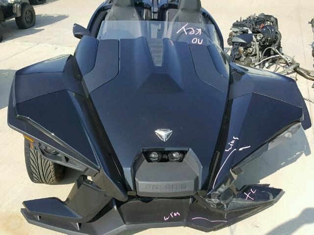 57XAASFA4H8122393 - 2017 POLARIS SLINGSHOT BLACK photo 7